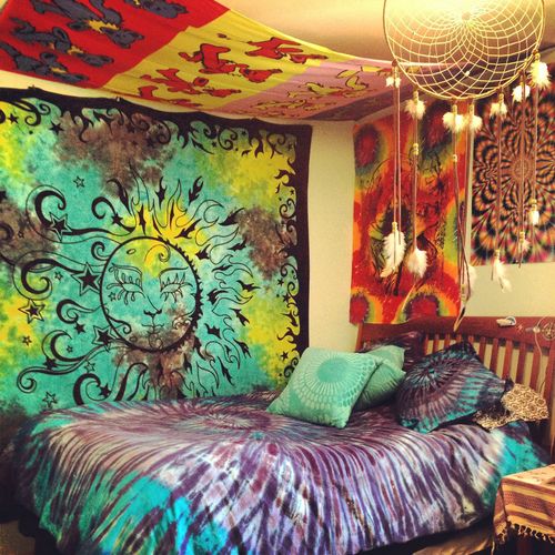 https://designerprintedtapestry.files.wordpress.com/2015/08/hippie-wall-tapestries.jpg